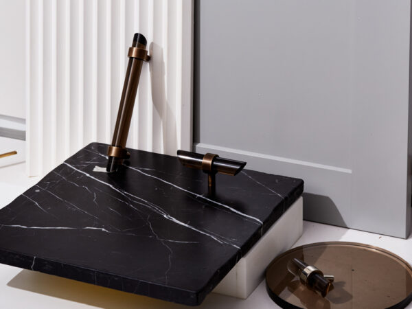 Lucite Crown Drawer Pull - Night